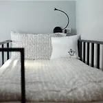 Pillow Land Onnut